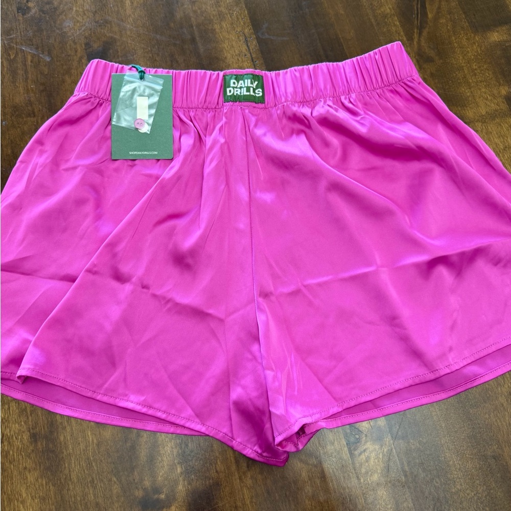 Daily Drills NWT Hot Pink Resort Shorts M/L